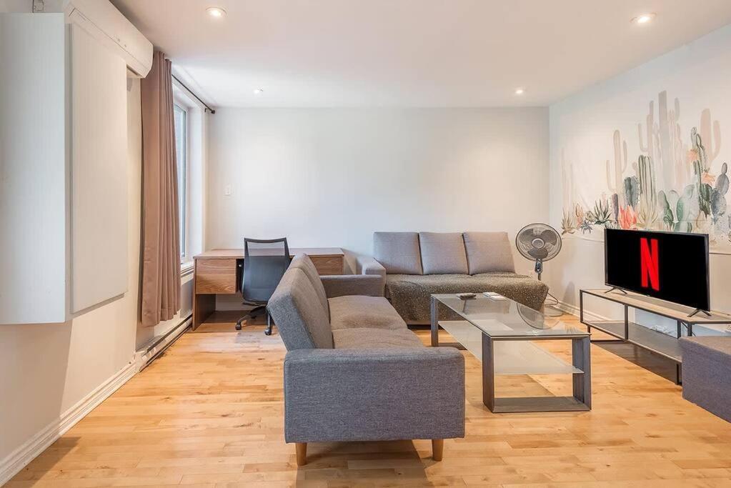 Beautiful 2bedroom Near Downtown Apartment