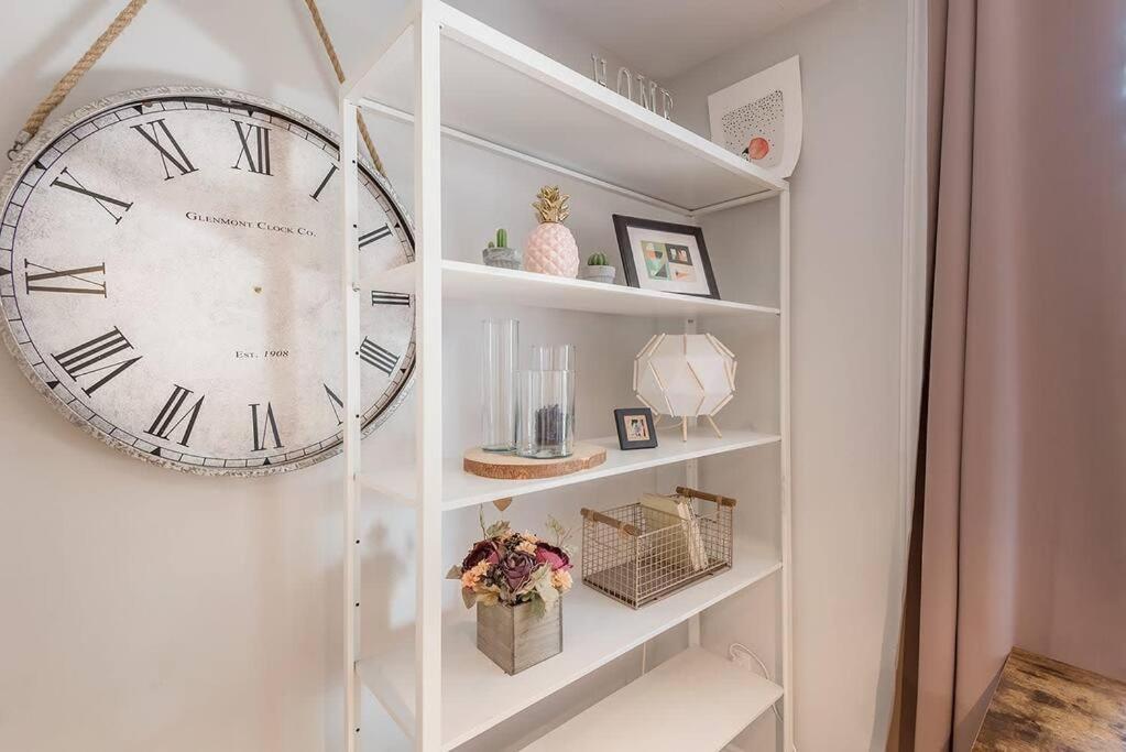 Beautiful 2bedroom Near Downtown * Montreal