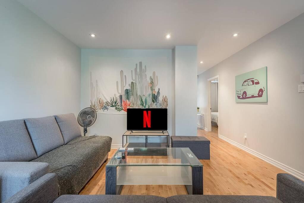 Beautiful 2bedroom Near Downtown Apartment Montreal