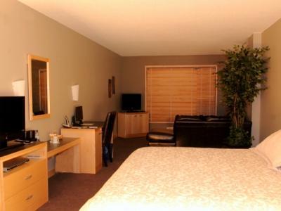 Le Dauphin Centre-ville Hotel Montreal