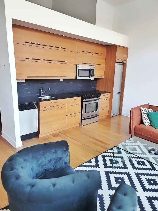 Middle Of Loft Apartment Montreal