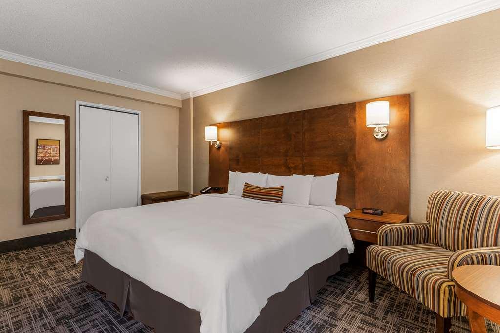 Hotel Western Ville-marie & 4*