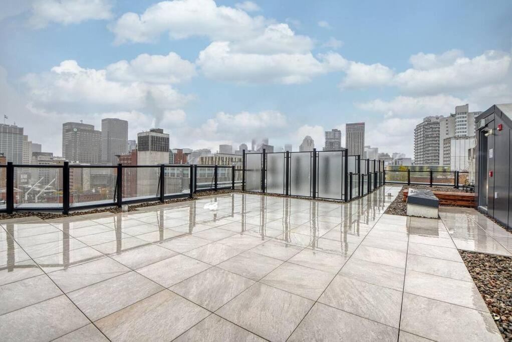 Apartment 2 Bedroom In The Heart Of The