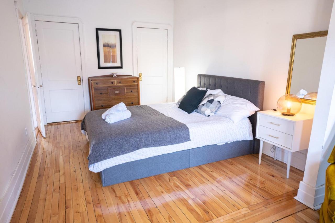 Beautiful 3 Beds Apt - 3mins From Metro * Montreal