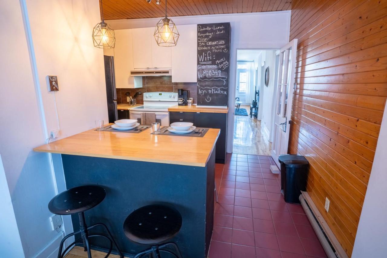 Beautiful 3 Beds Apt - 3mins From Metro * Montreal