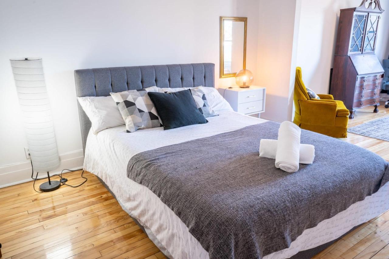 Beautiful 3 Beds Apt - 3mins From Metro Montreal
