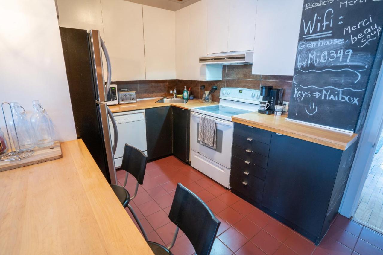 Beautiful 3 Beds Apt - 3mins From Metro Apartment *