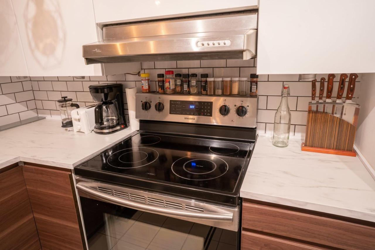 Stylish 1br Near Subway Your Ideal Retreat Apartment Montreal