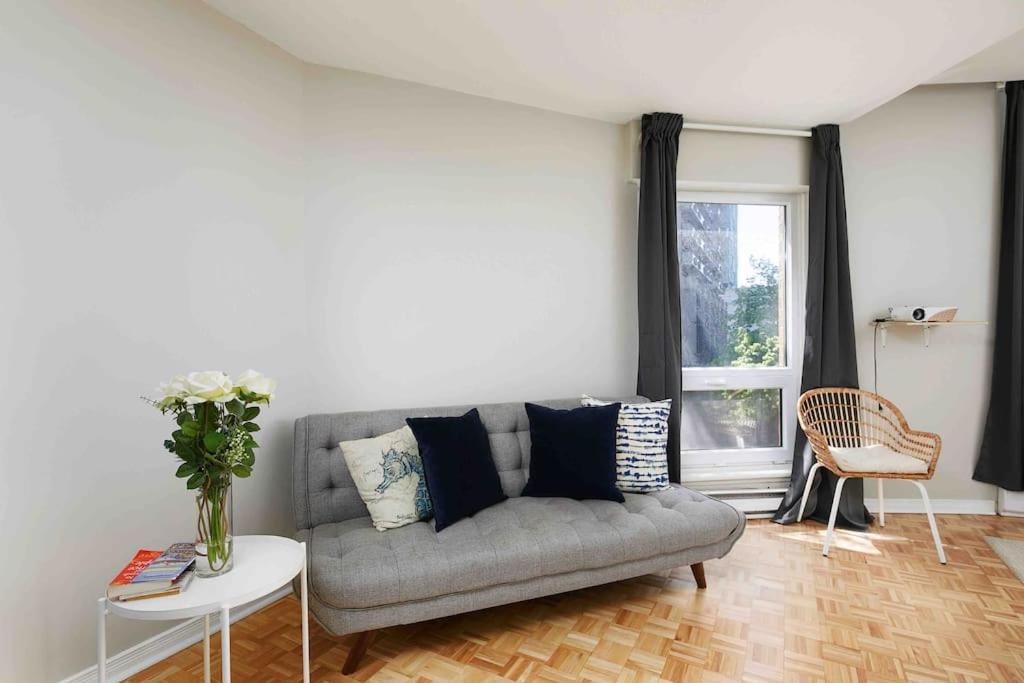Cozy In Downtown With Prime Apartment