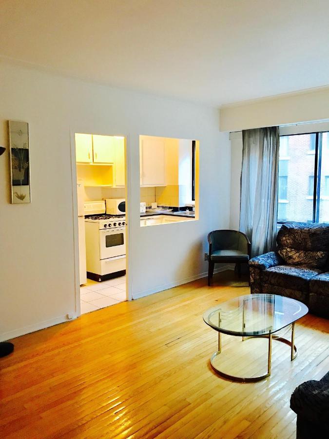 Stylish Apartment: Comfortable In The Golden Square Mile Apartment Montreal