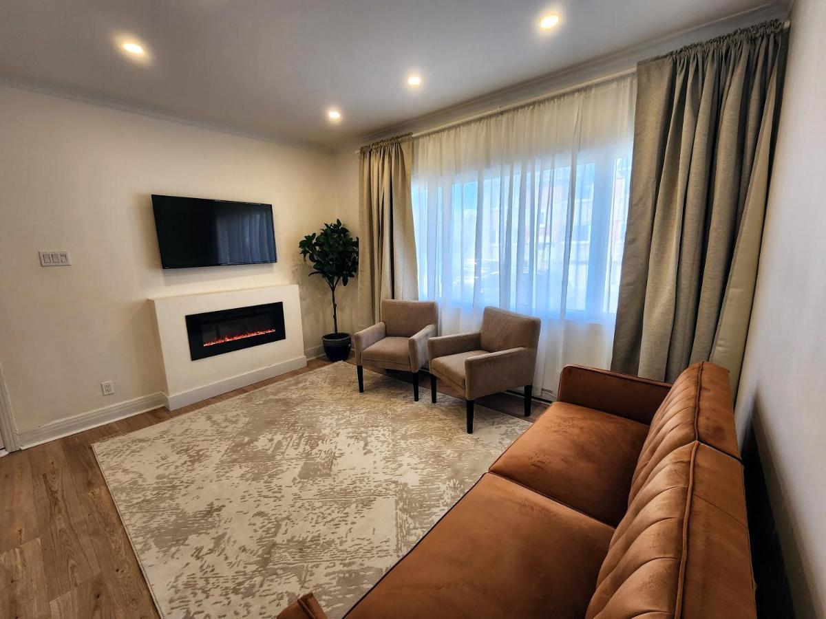 Apartment Elegant Two Bedroom With Office In