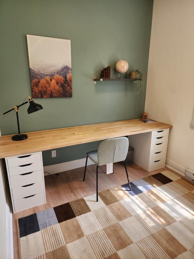 Apartment Elegant Two Bedroom With Office In