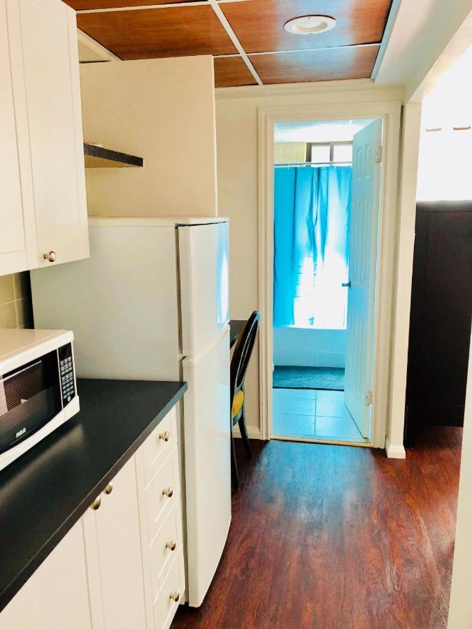 Stylish Apartment: Comfortable In The Golden Square Mile Montreal