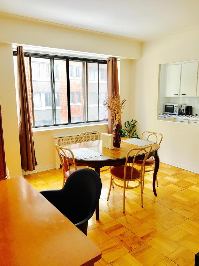 Stylish Apartment: Comfortable In The Golden Square Mile * Montreal