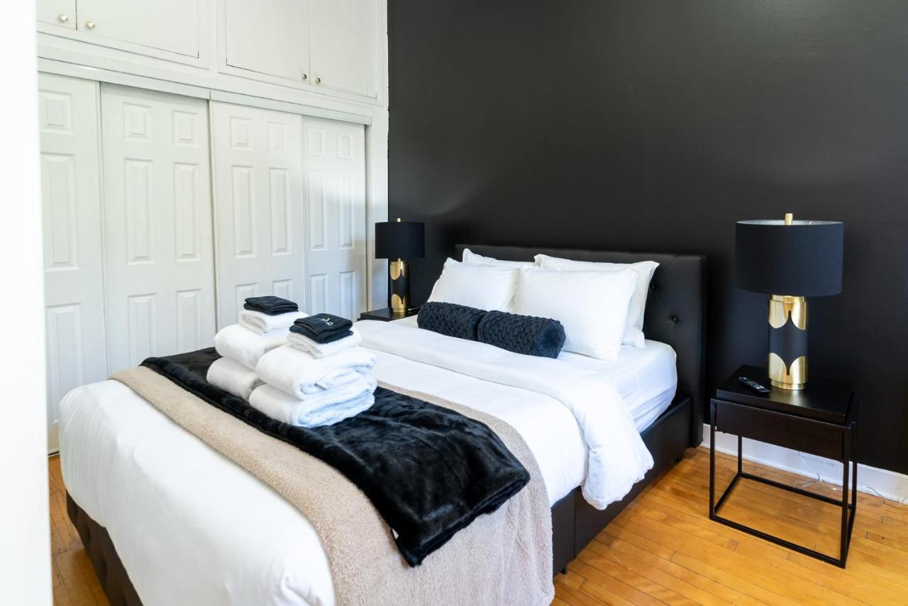 Large And Beautiful In Heart Of Apartment