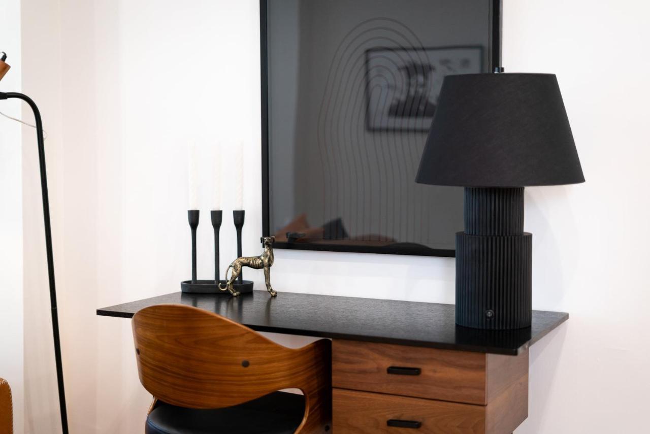 Apartment Large And Beautiful In Heart Of Montreal