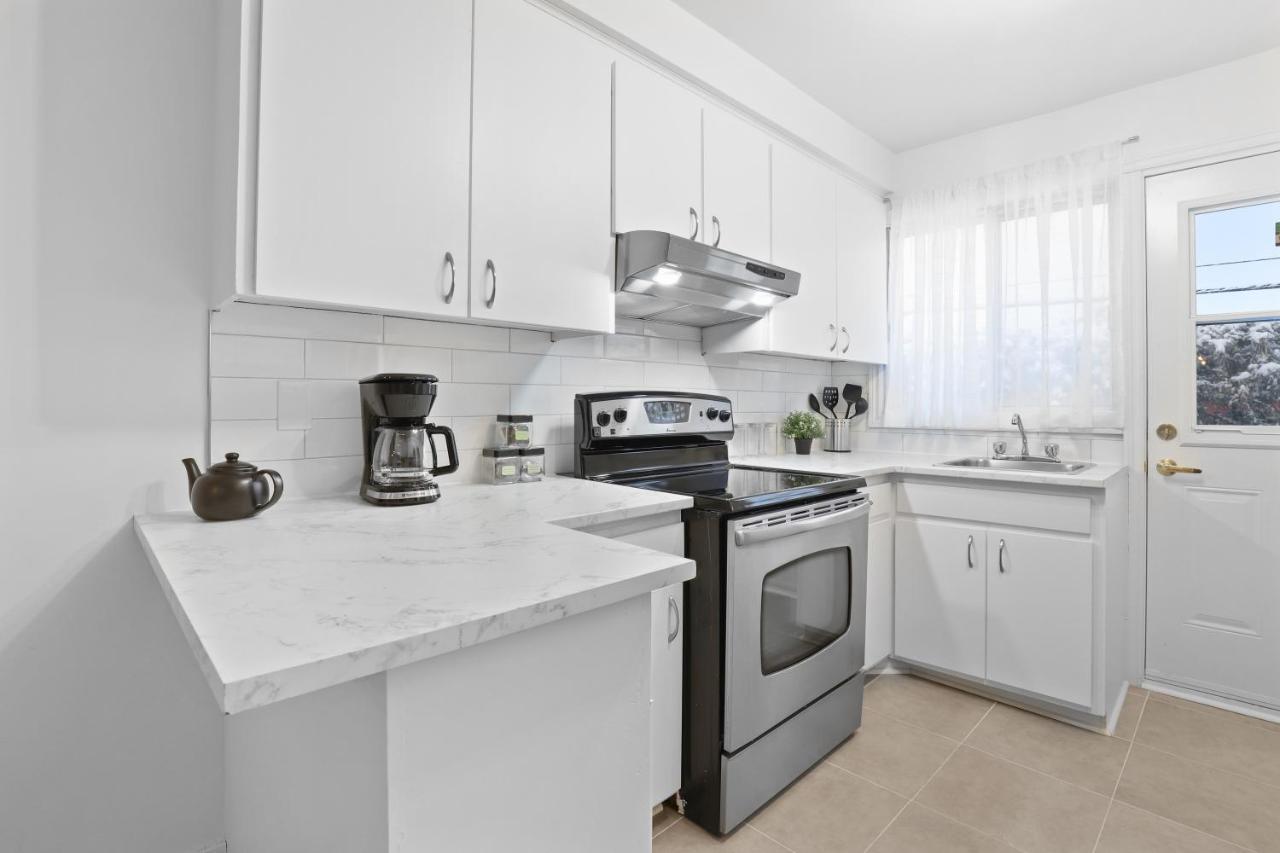 Free Parking Gorgeous 3bedrooms Apartment *