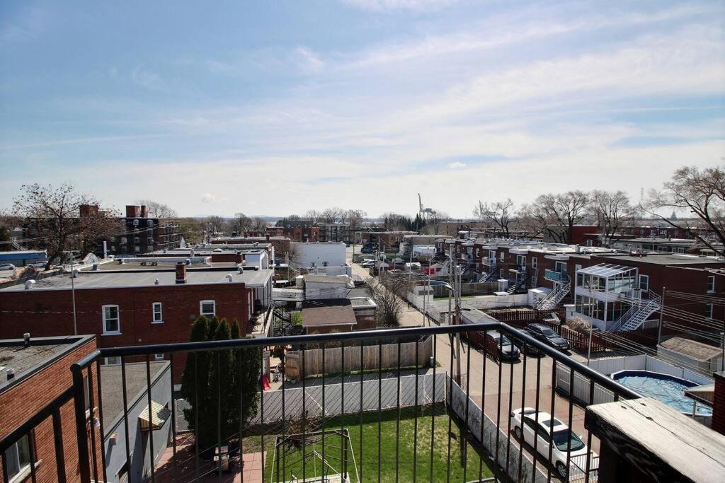 3,5 Style Contemporain Pres De Tous Les Services Et Transport En Commun Apartment