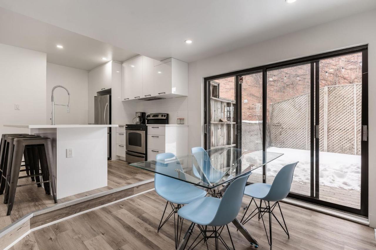 Spacious Three Bedrooms 01 *
