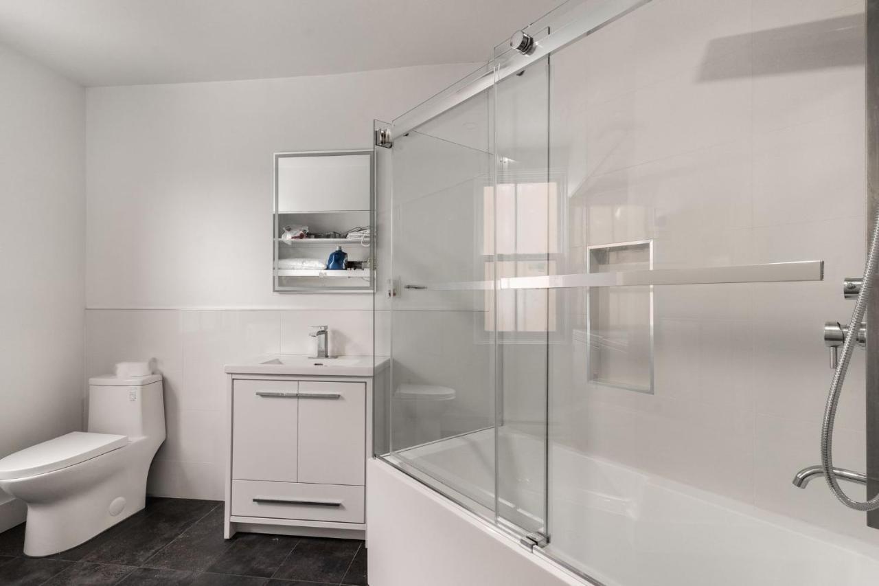 Spacious Three Bedrooms 01