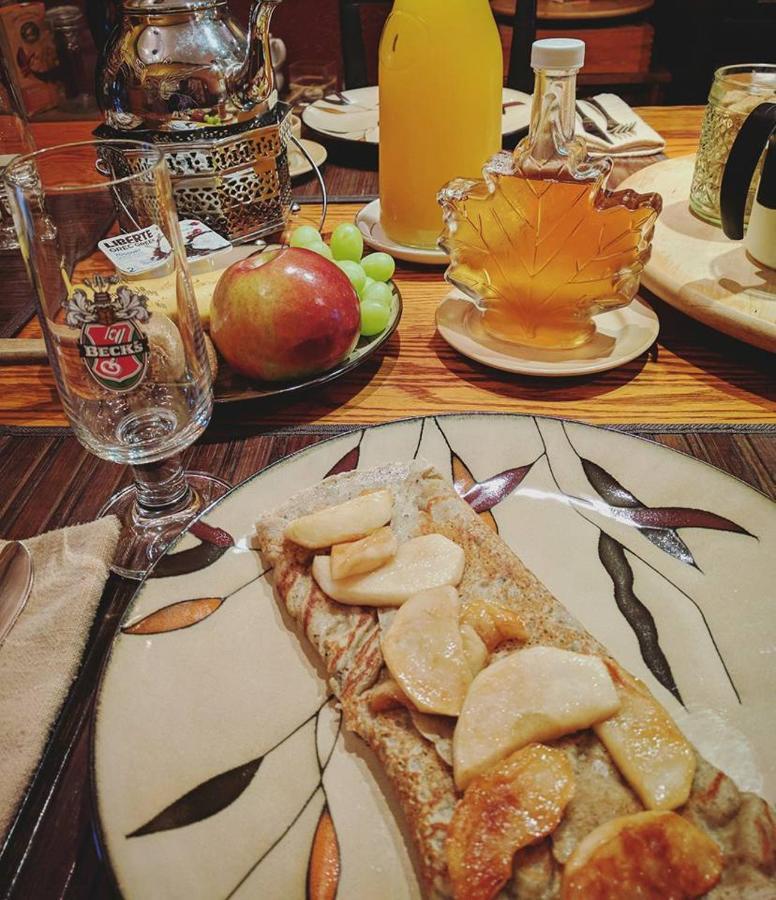 A La Carte Bed & Breakfast 4*