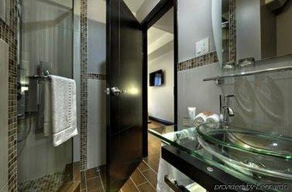 Hotel Le Petit Vieux-montreal - Saint-paul By Gray Collection