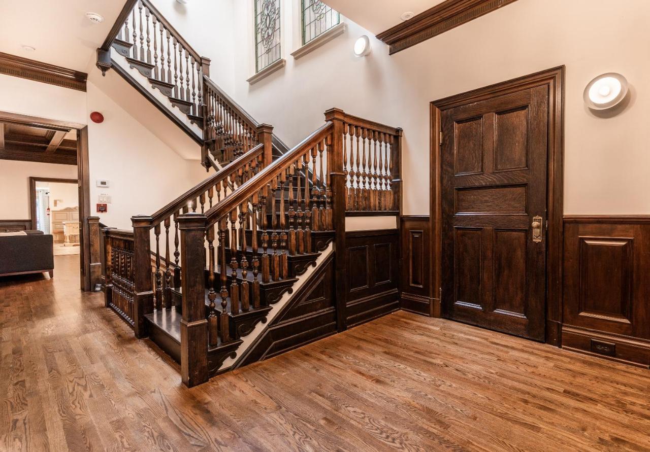Superb City Center Penthouse On Two Floors-c Apartment *
