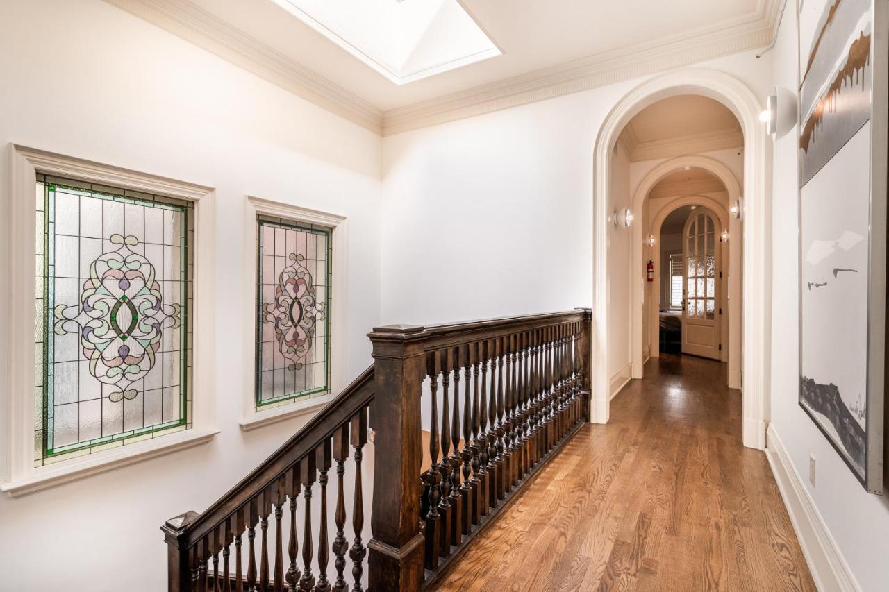 Superb City Center Penthouse On Two Floors-c Apartment *