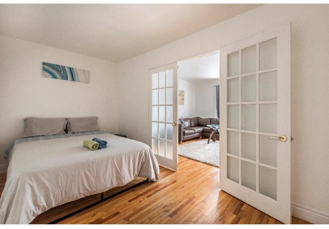 In Rosemont Apartment Montreal