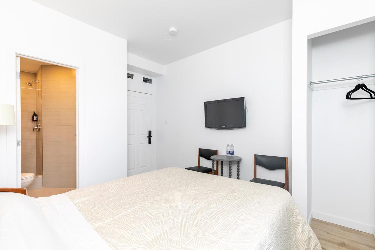 Le Coach Hotel