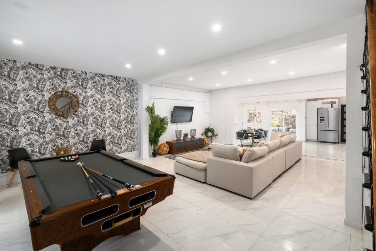 Apartment Le Saint Christophe- Centre Montreal