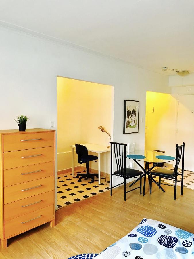 Stylish Apartment: Comfortable In The Golden Square Mile *