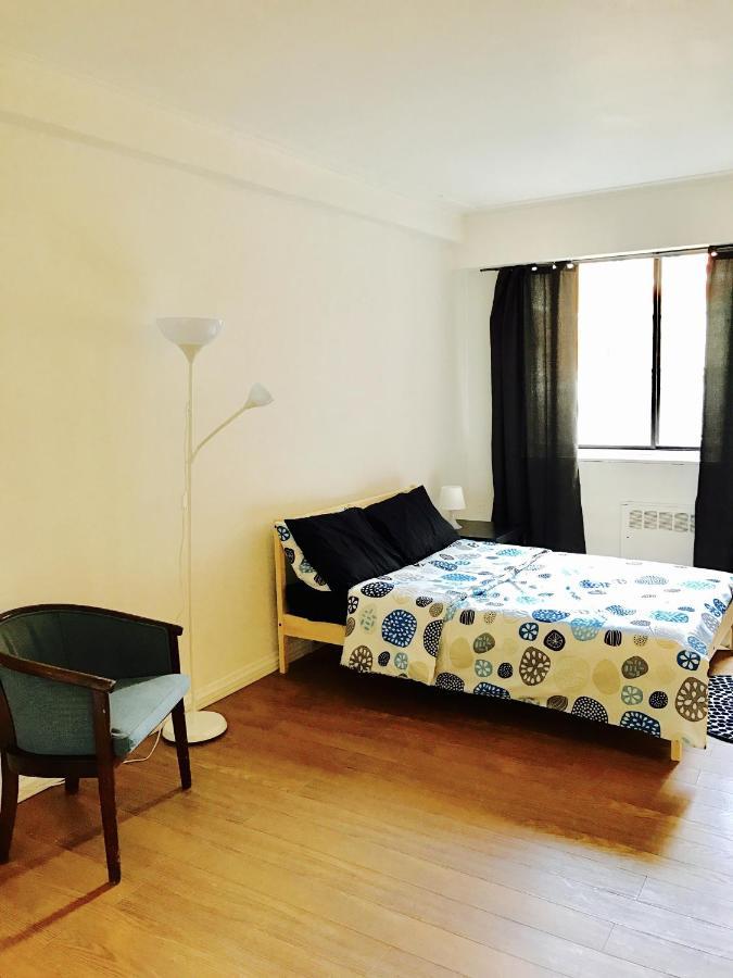 Apartment Stylish Apartment: Comfortable In The Golden Square Mile Montreal