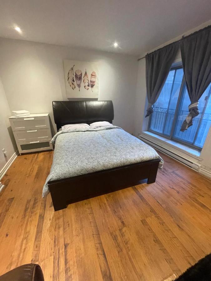 One Bedroom Apartment-108 *