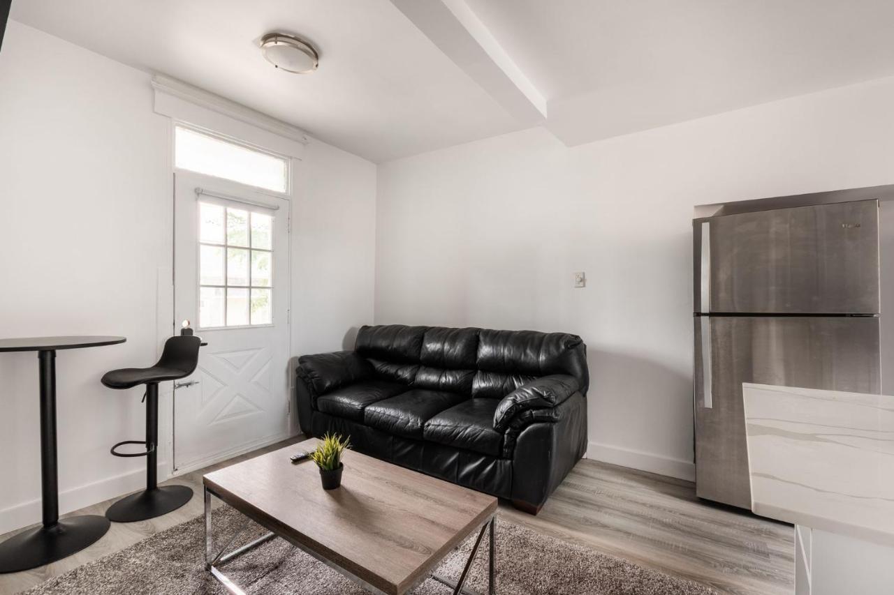 2 Bedroom - 1005 Apartment Montreal