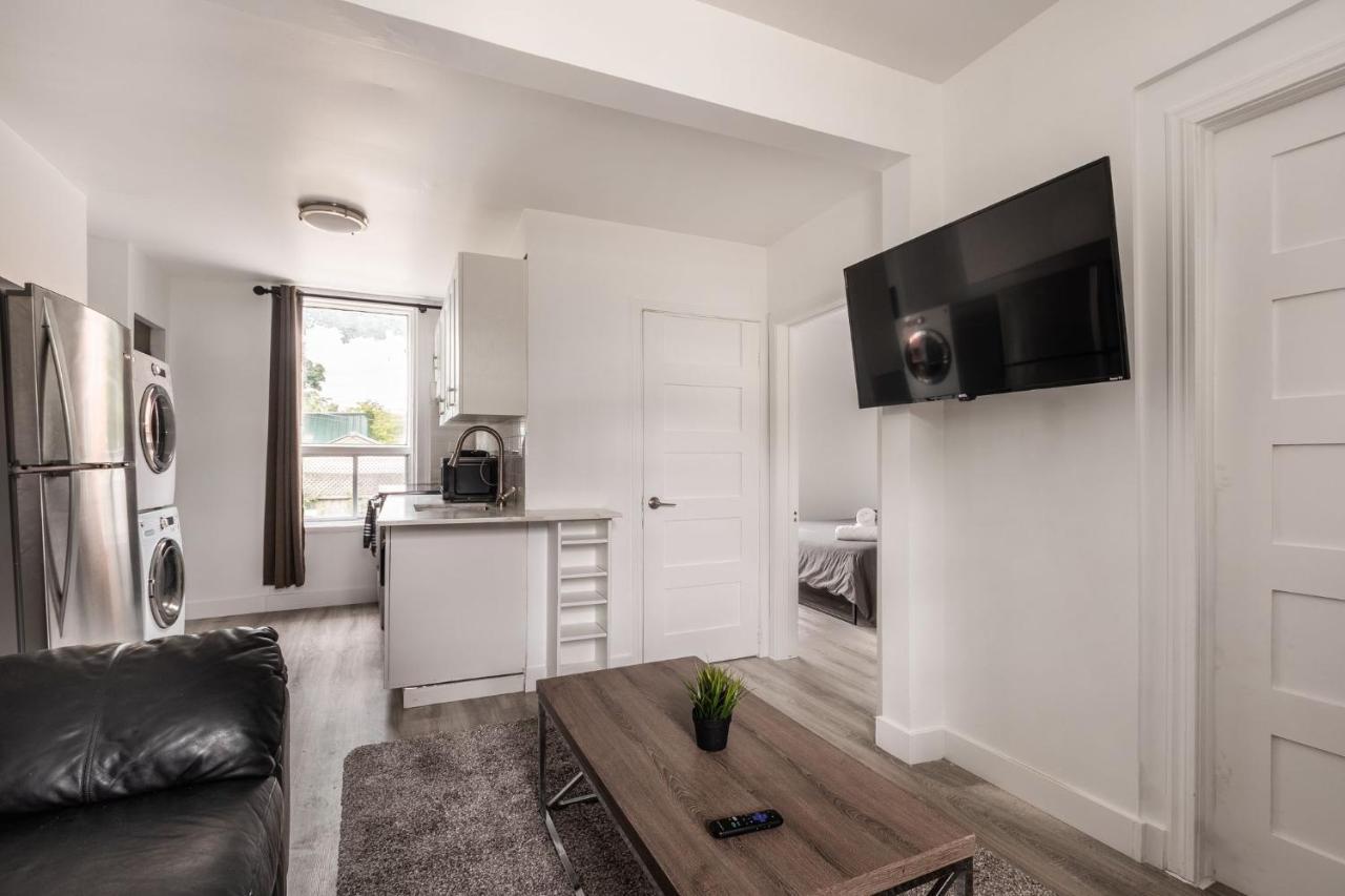 Apartment 2 Bedroom - 1005 Montreal