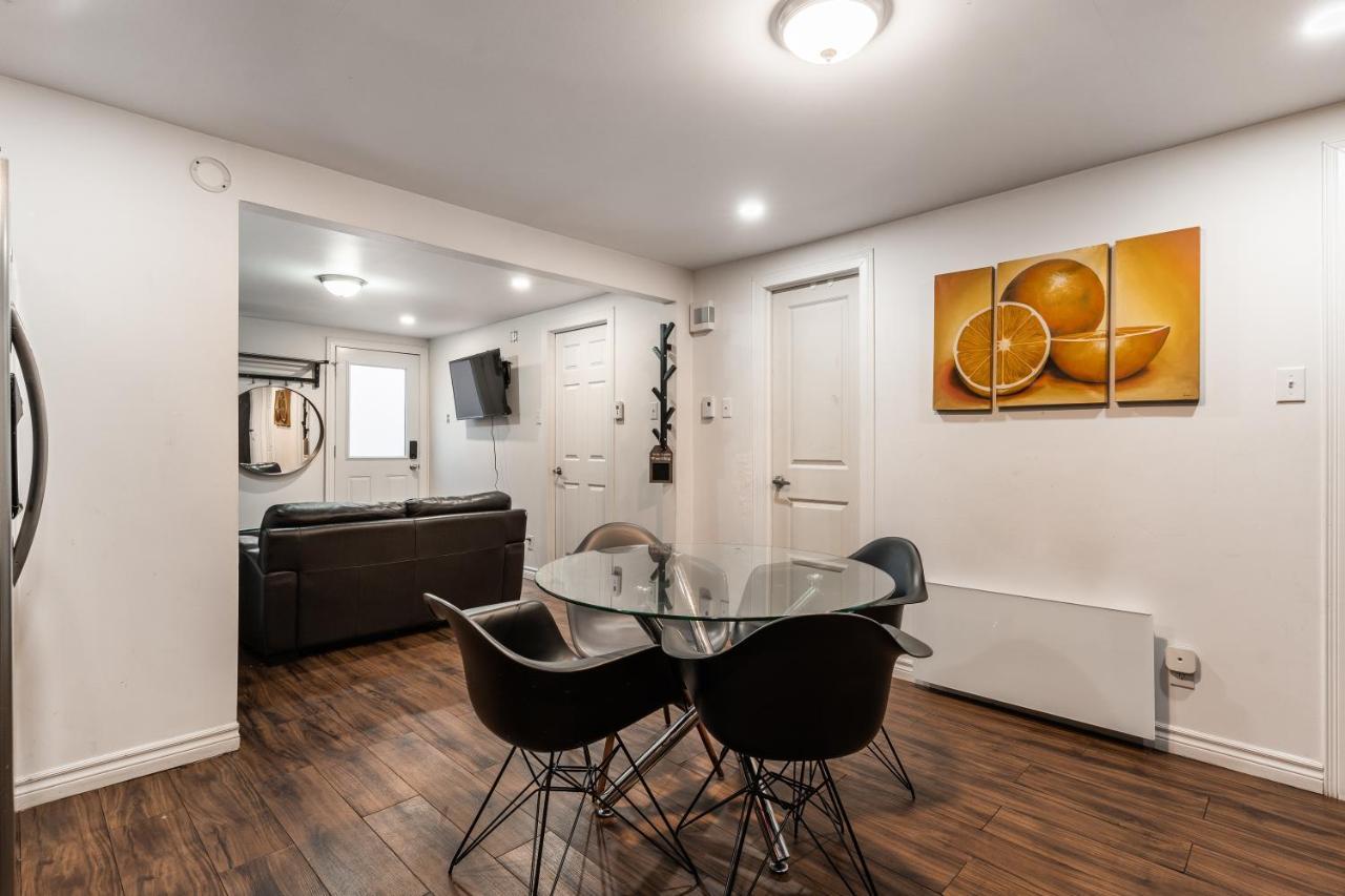 Cozy 2 Bedroom - 1902 Apartment *