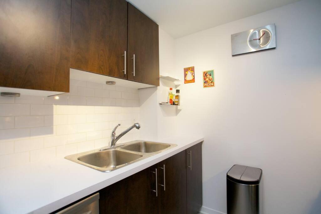 Grand Loft 1chambre Fermee Mile-end-petite Italie!