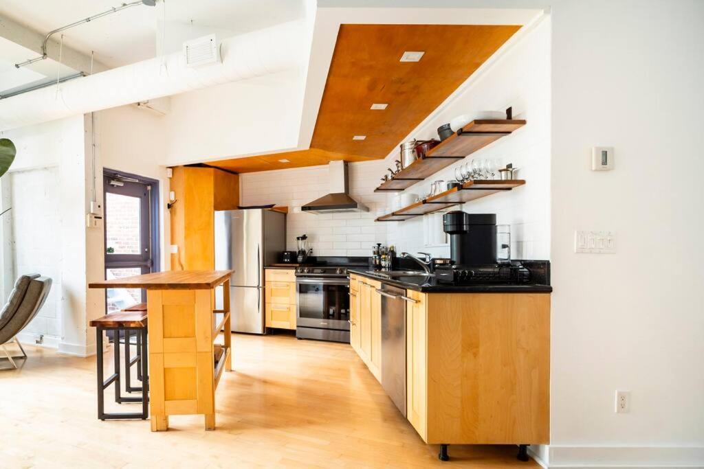 Mileend - Huge Bright & Modern Loft - Kingbed Montreal