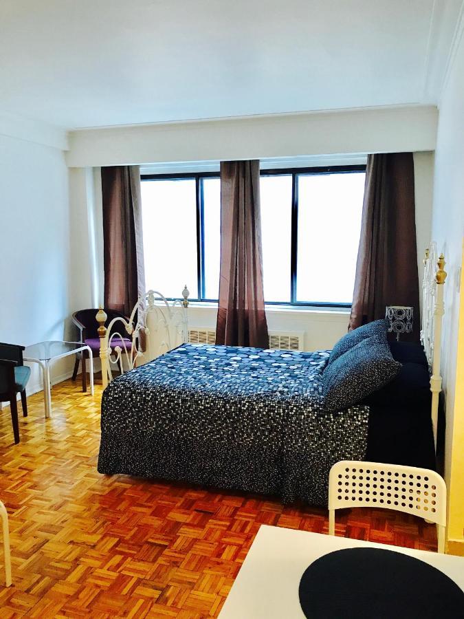 Apartment Stylish Apartment: Comfortable In The Golden Square Mile *