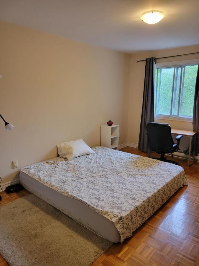 Large And Quiet With King Size Bed Homestay