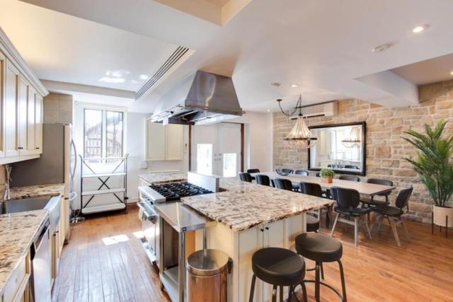 Lofts De La Petite Italie Apartment