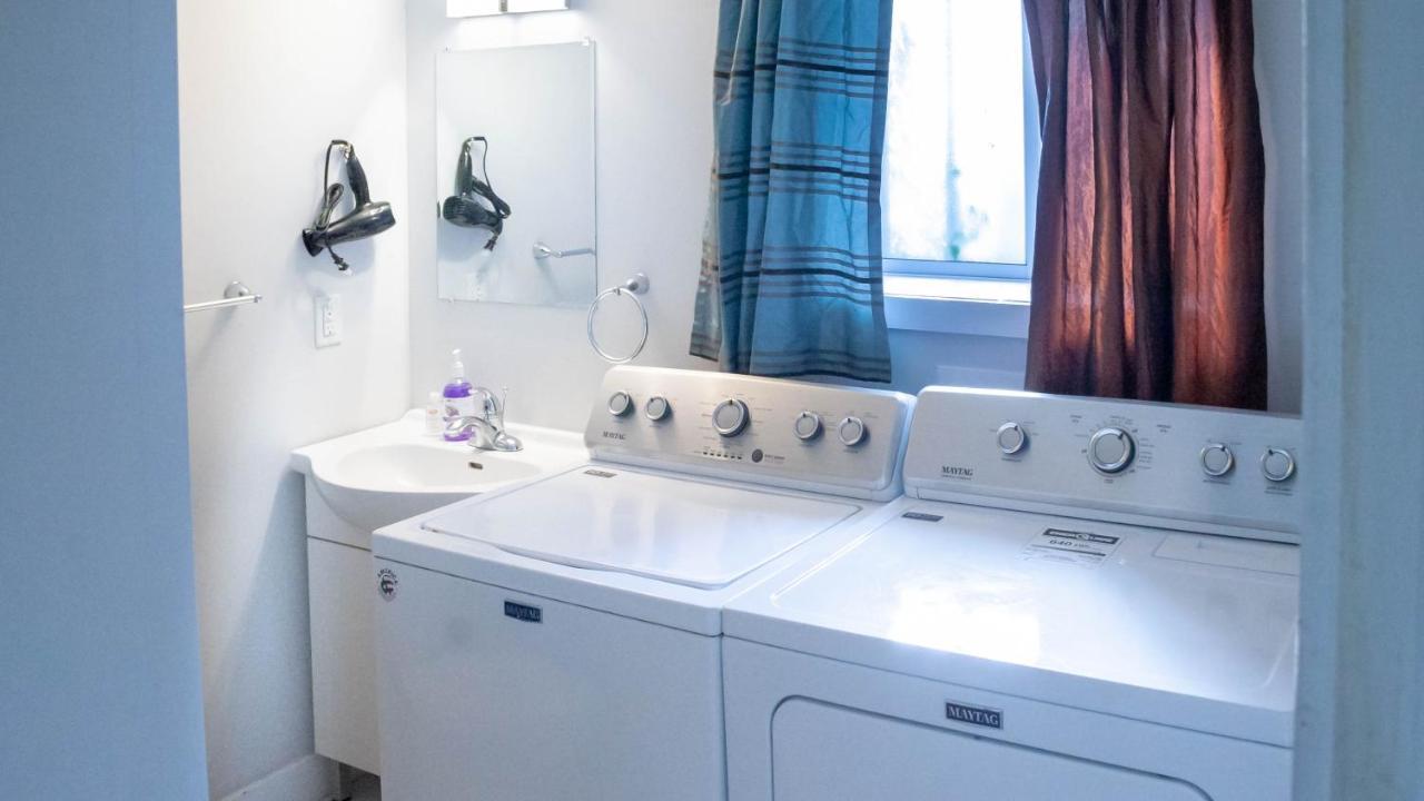 Apartment Lovely 1-br W Sofa Bed In The Heart Of Ndg Montreal