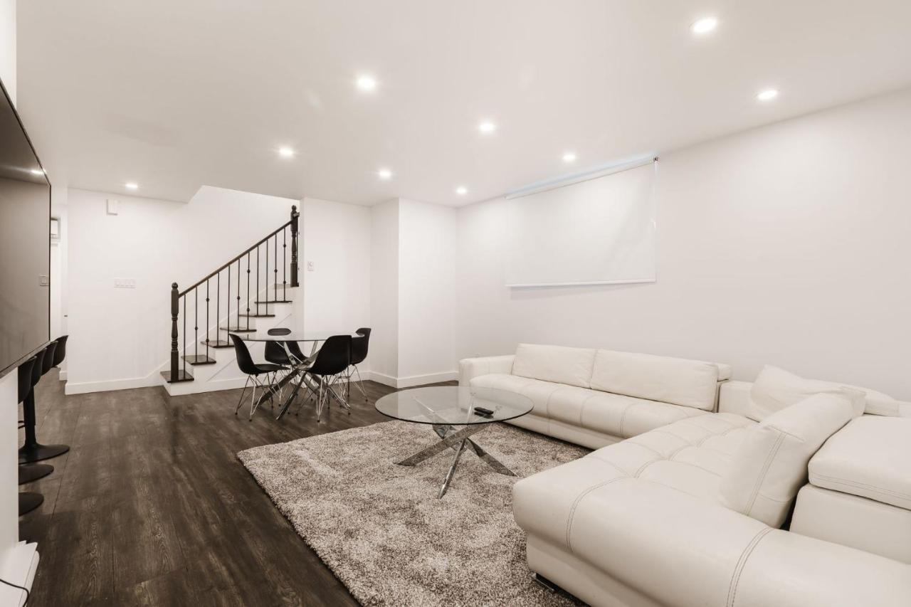 2 Bedroom - 1909 * Montreal
