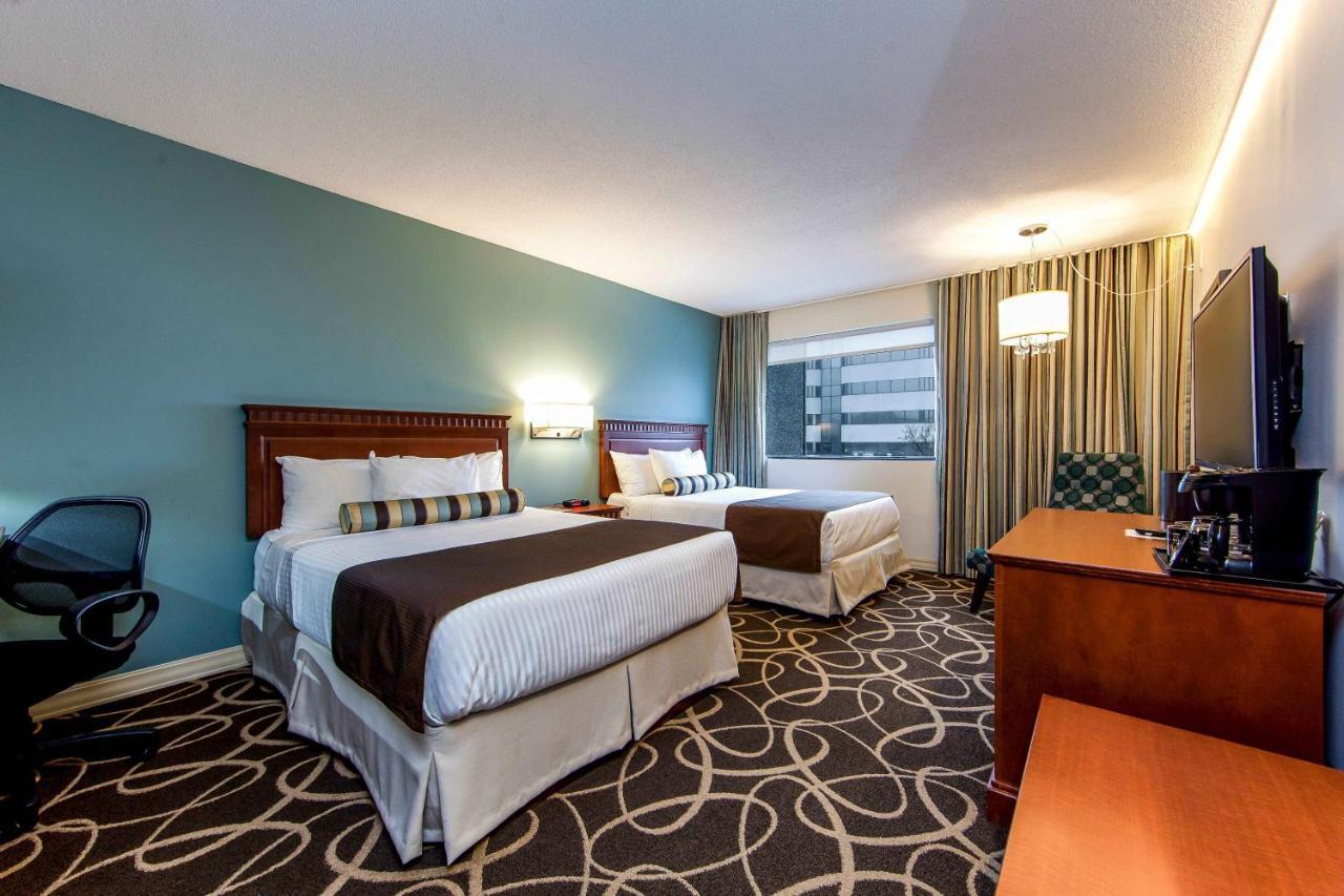 Hotel Universel 4*