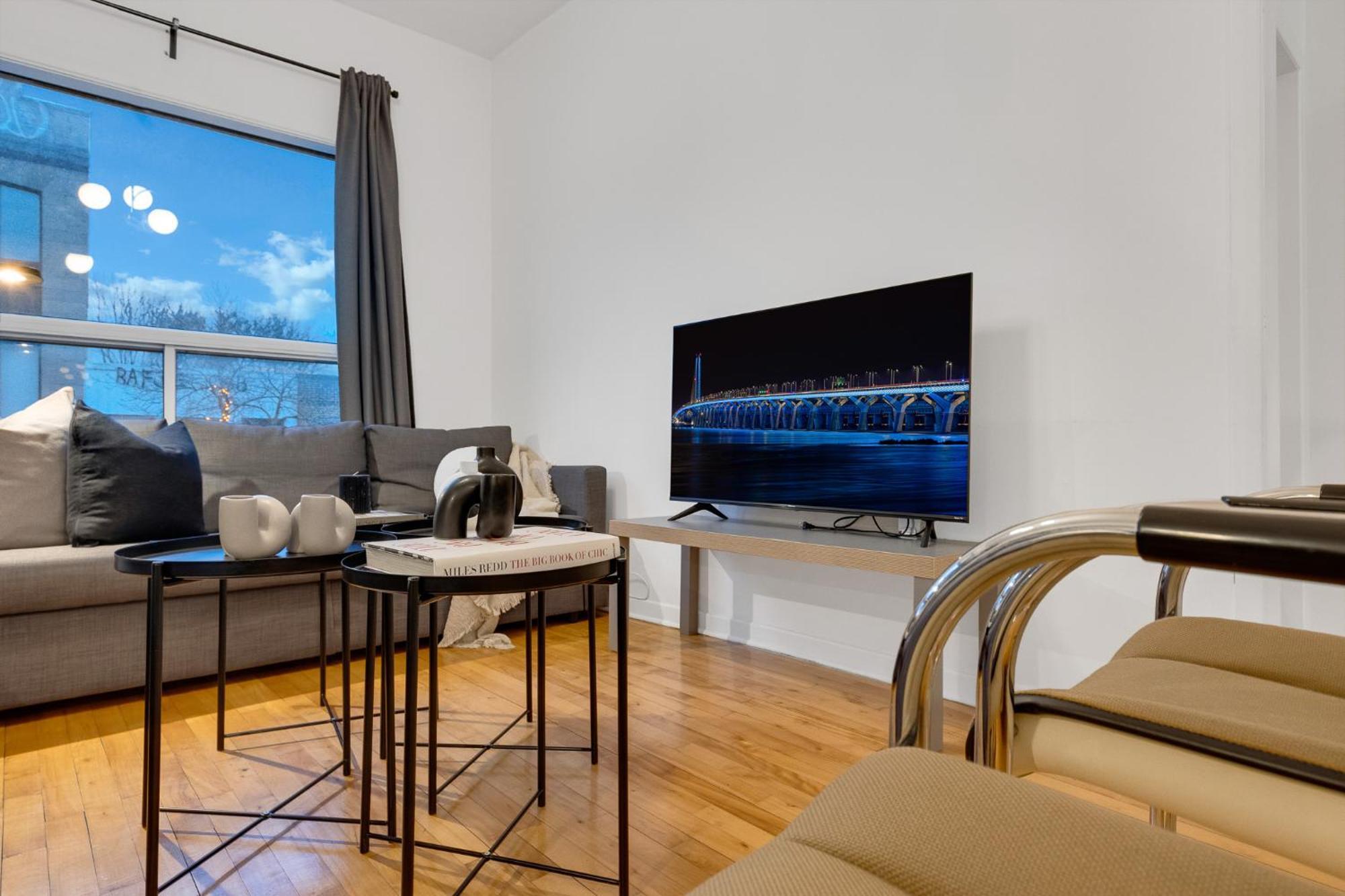 Liv Mtl Avenue Aparthotel Montreal