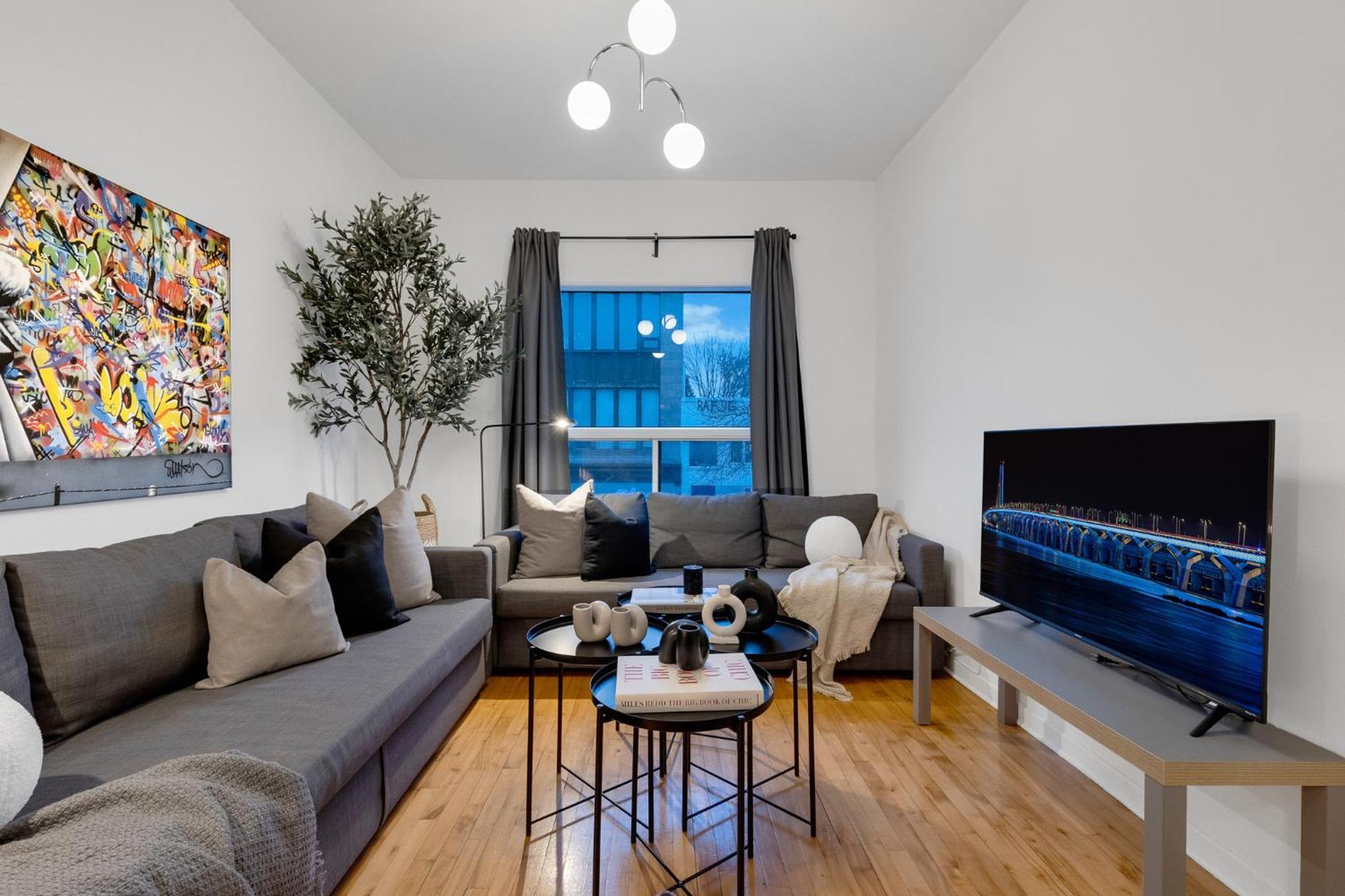 Liv Mtl Avenue Montreal