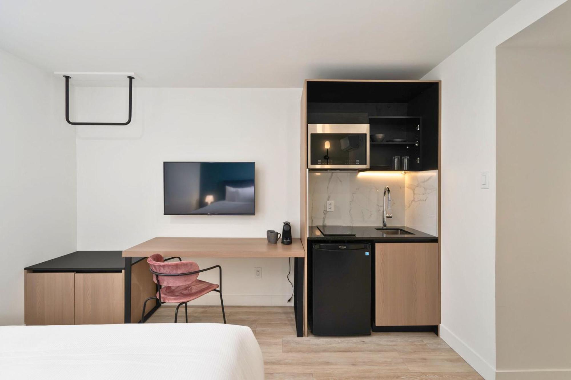 Aparthotel Clouds Lofts - Quartier Latin Montreal