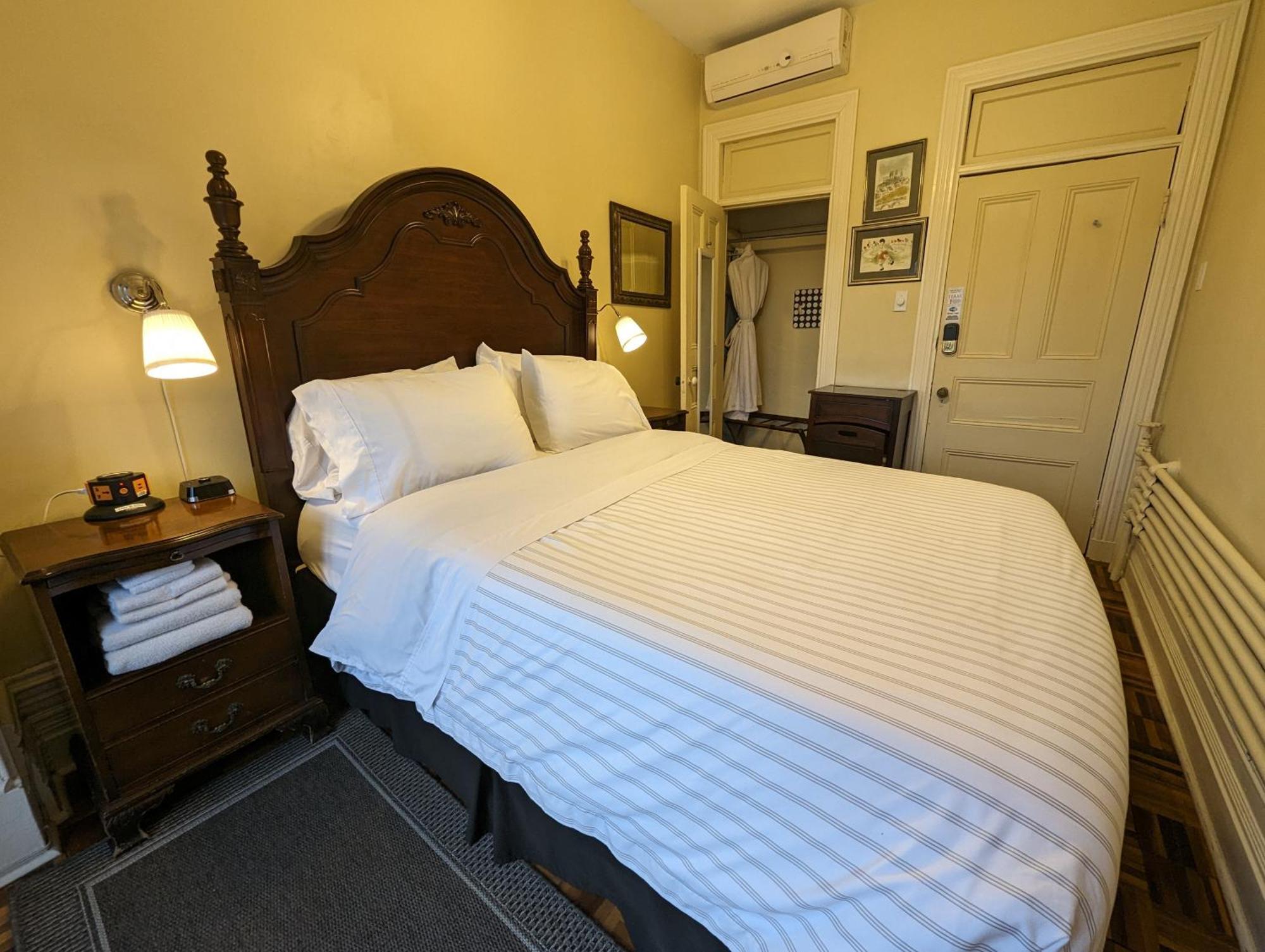 Gingerbread Manor Bed & Breakfast