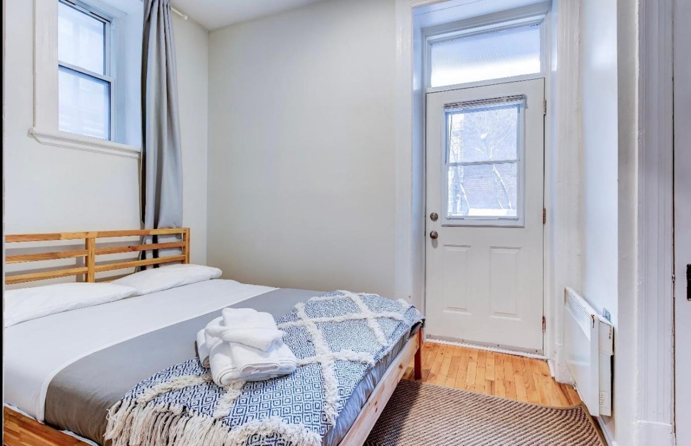 Apartment Chic Haven Downtown Mtl Montreal